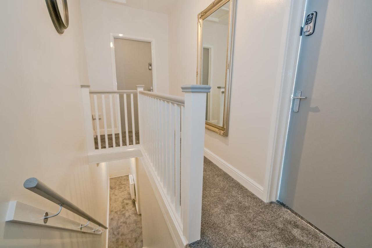 Newhall Lodge Cannock Kültér fotó