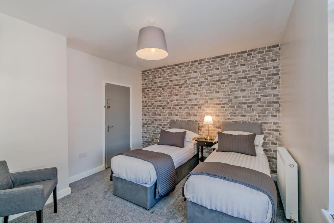 Newhall Lodge Cannock Kültér fotó